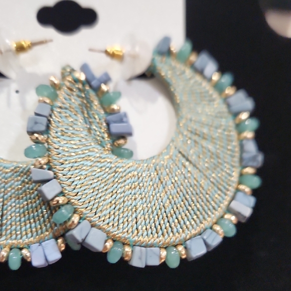 🔹️Natasha🔹️ Couture Aqua and Gray Beaded Hoop Earrings - Picture 4 of 5